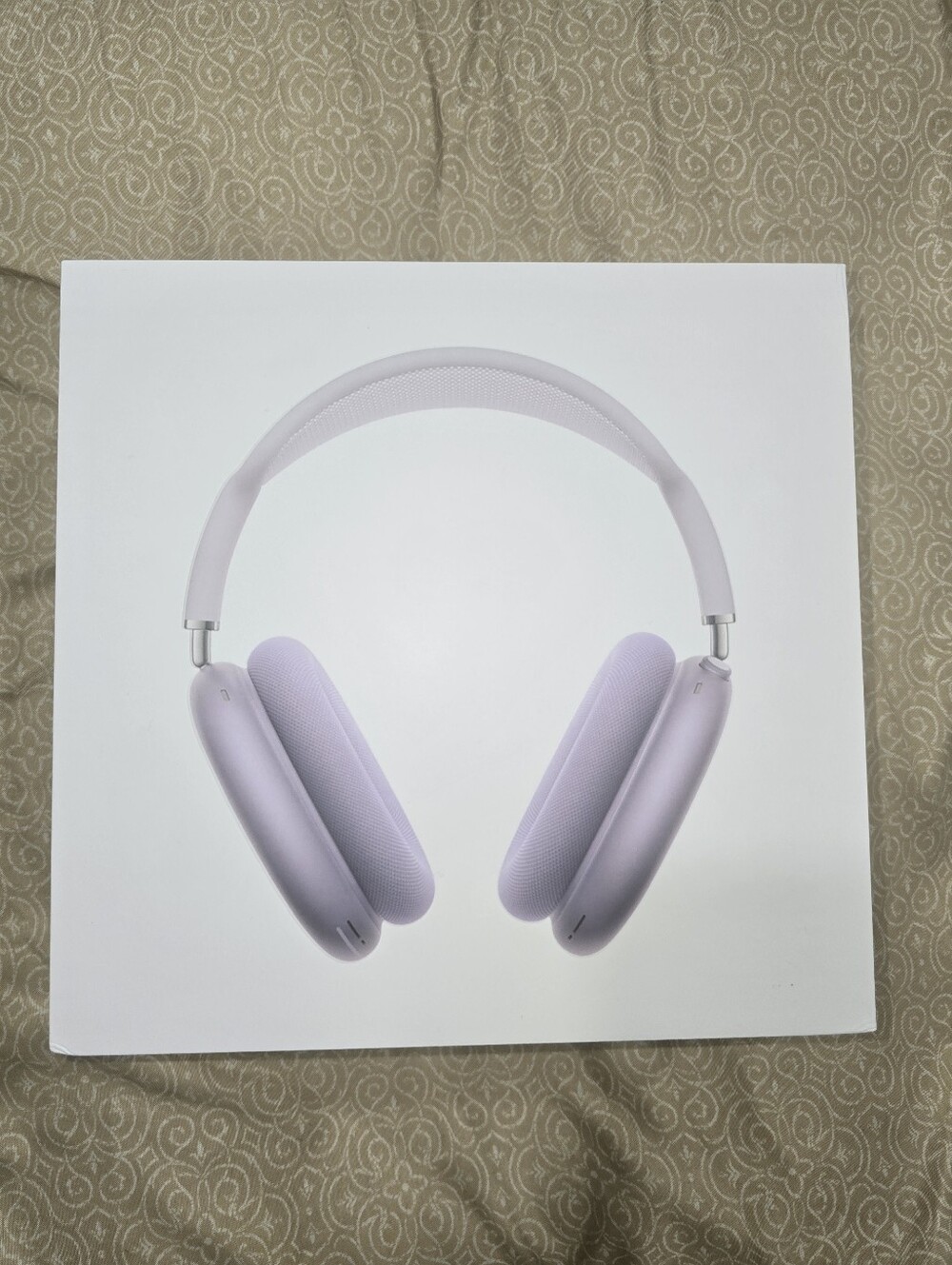 Wireless Over-Ear Headphones in Light Purple with Active Noise Cancellation